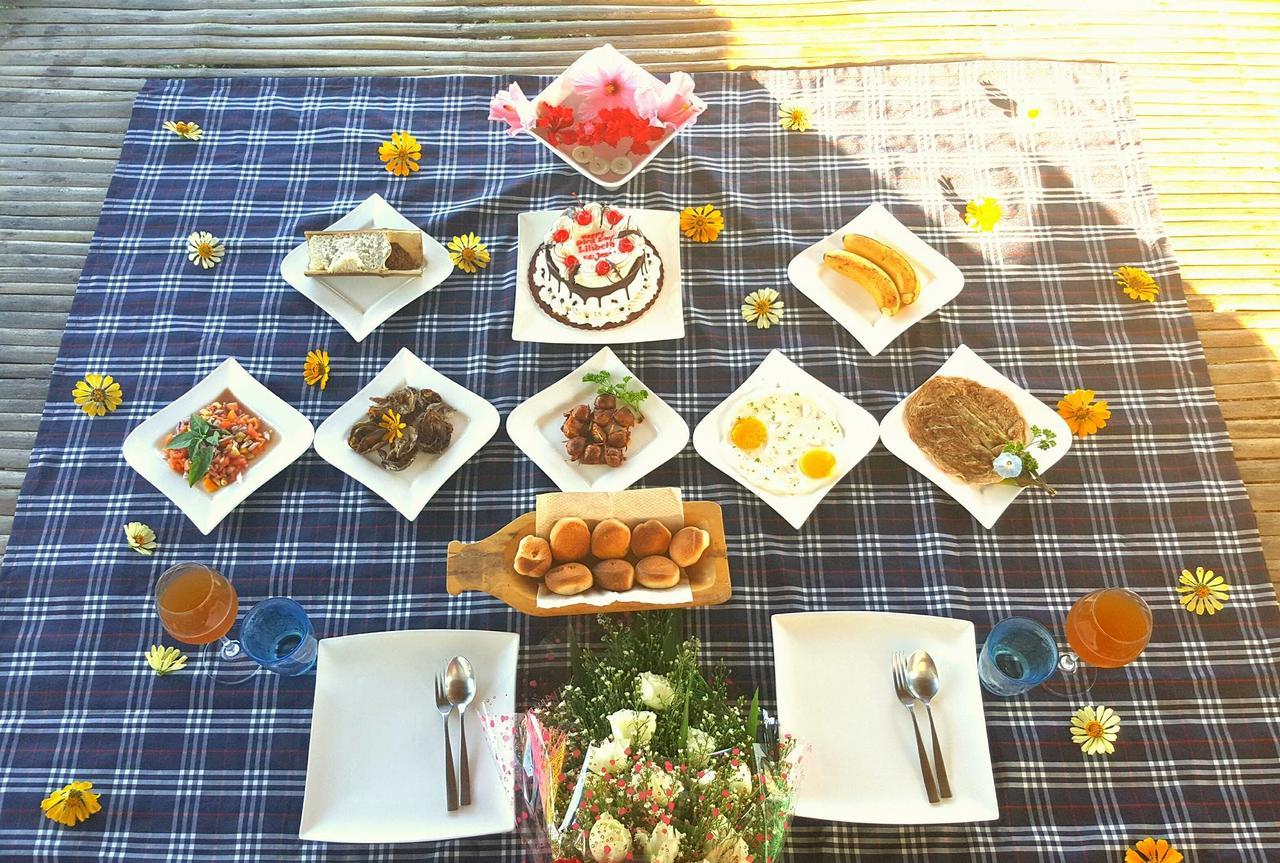Birdland Beach Club Bolinao Esterno foto