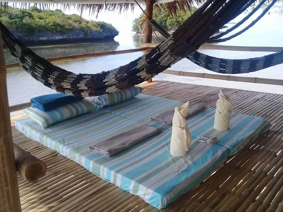 Birdland Beach Club Bolinao Esterno foto